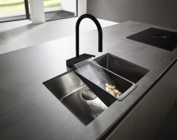 Hansgrohe Aquno Select HighArc Kitchen Faucet, 3-Spray Pull-Down, 1.75 GPM in Matte Black - Image 2