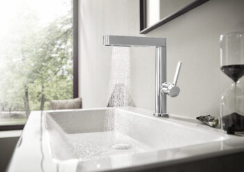 Hansgrohe Finoris Single-Hole Faucet 230 with 2-Spray Pull-Out, 1.2 GPM in Chrome - Image 2