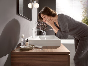 Hansgrohe Vivenis Single-hole Faucet 110 with Pop-Up Drain, 1.2 GPM in Matte White - Image 3