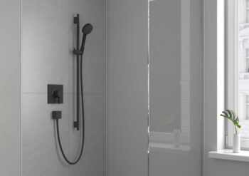 Hansgrohe Vernis Blend Handshower 100 Vario-Jet, 1.75 GPM in Matte Black - Image 3