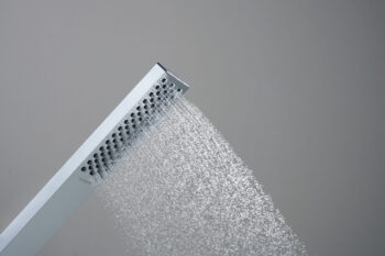 Hansgrohe Pulsify E Baton Handshower 100 1-Jet, 1.75 GPM in Chrome - Image 6