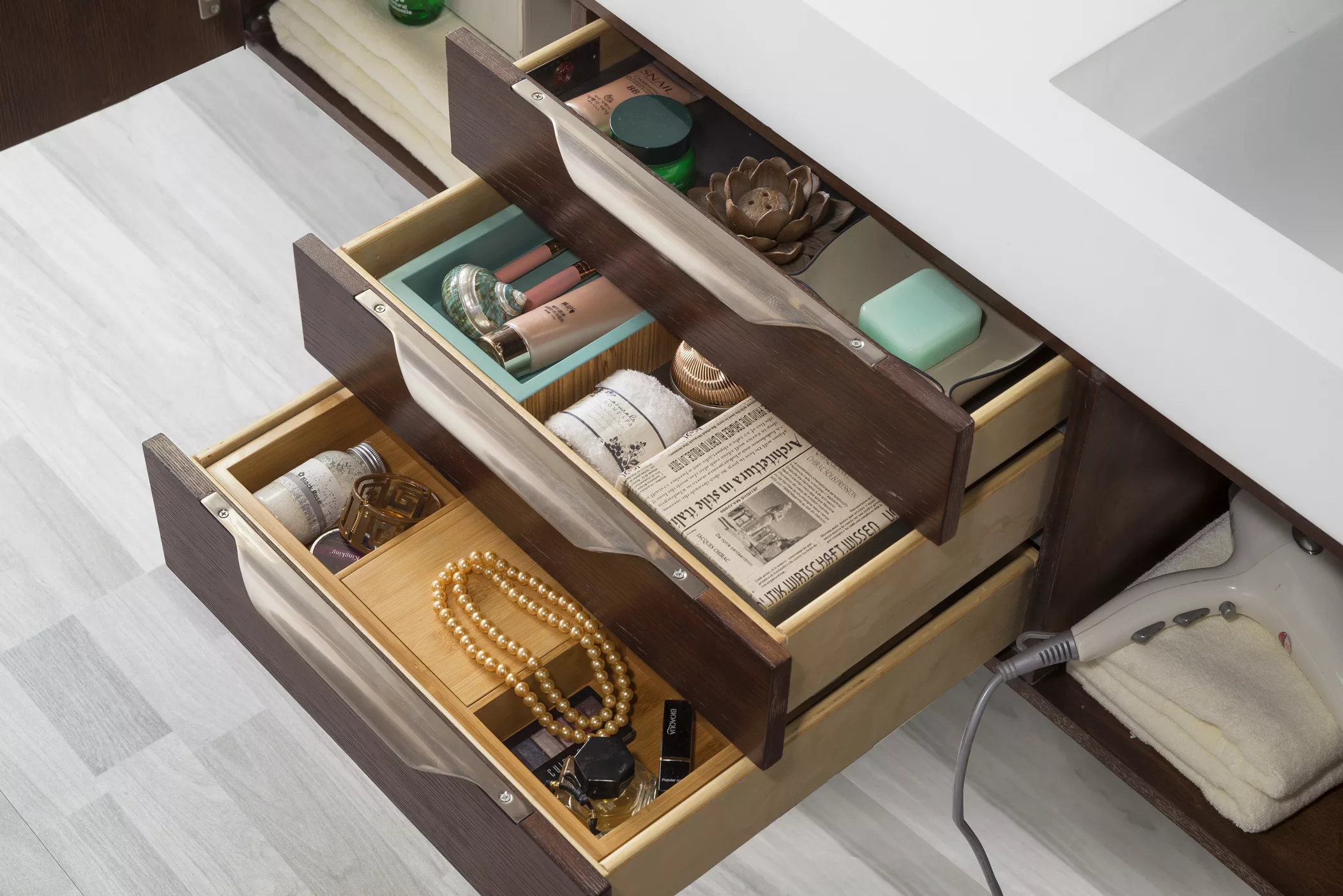 Mercer Island 59" Double Vanity, Coffee Oak w/ Glossy White Composite Stone Top - Image 7