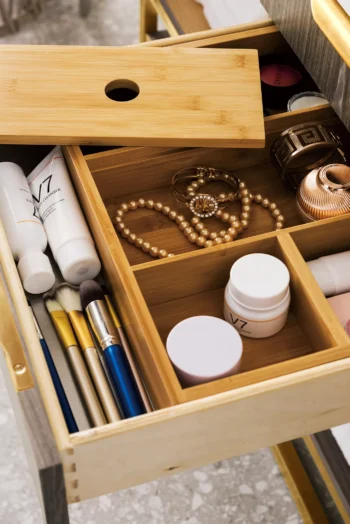 Columbia 59" Double Vanity, Ash Gray, Radiant Gold w/ Glossy White Composite Stone Top - Image 4