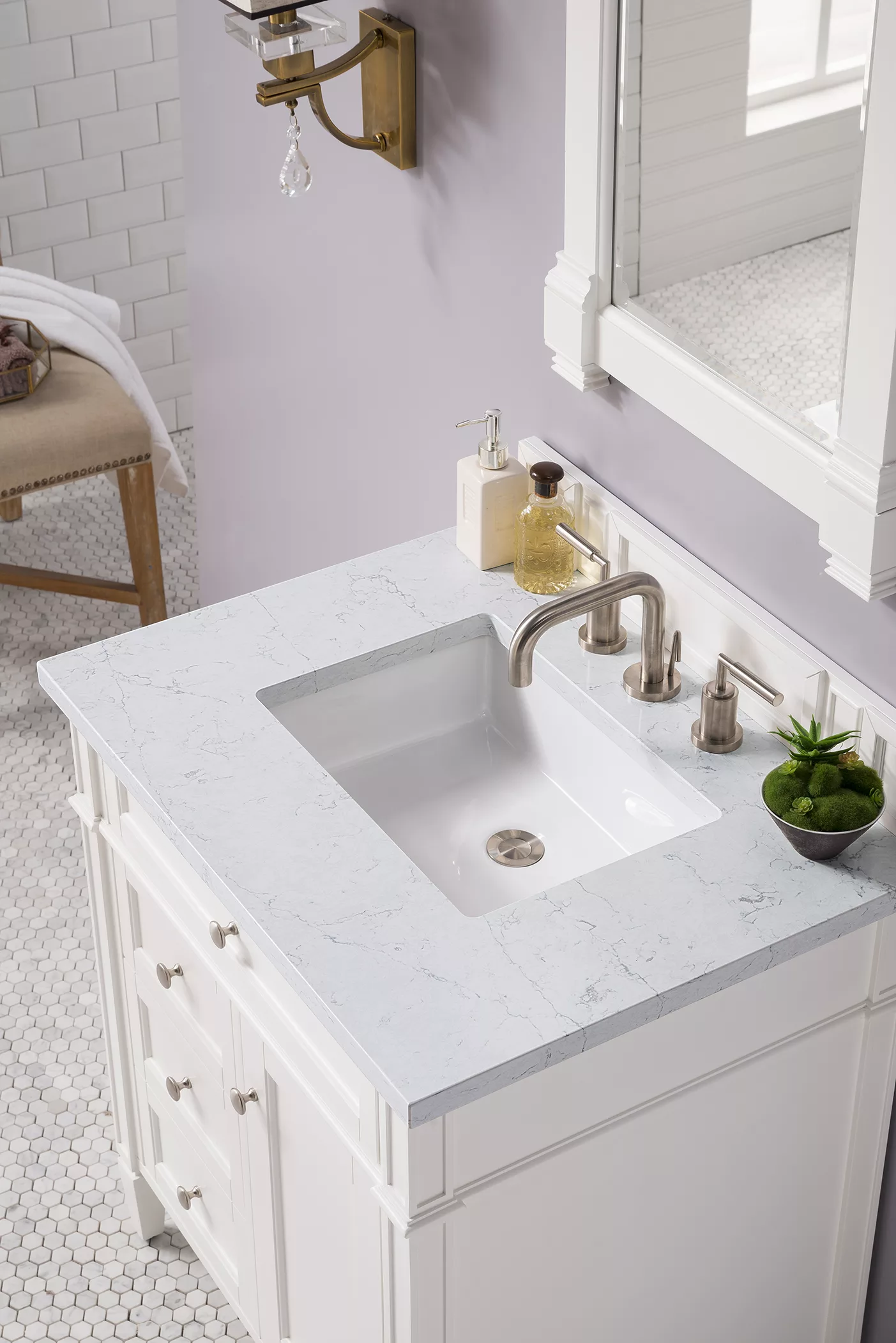 Brittany 30" Single Vanity, Bright White, w/ 3 CM Eternal Jasmine Pearl Quartz Top - Image 3
