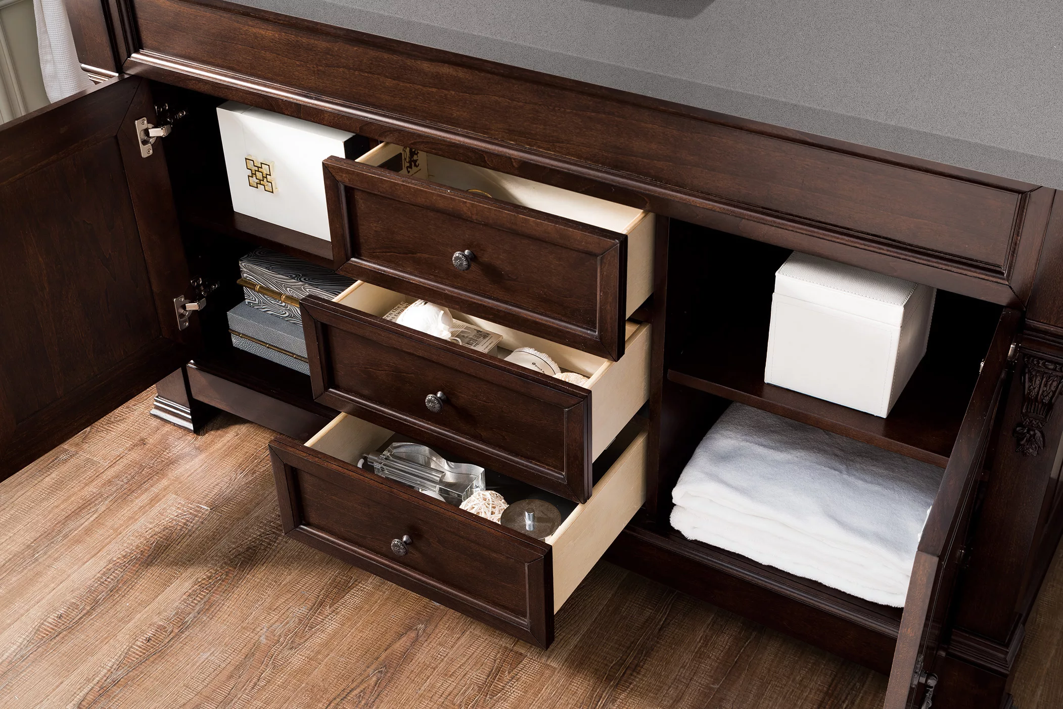 Brookfield 60" Single Vanity, Burnished Mahogany w/ 3 CM Grey Expo Quartz Top - Image 4