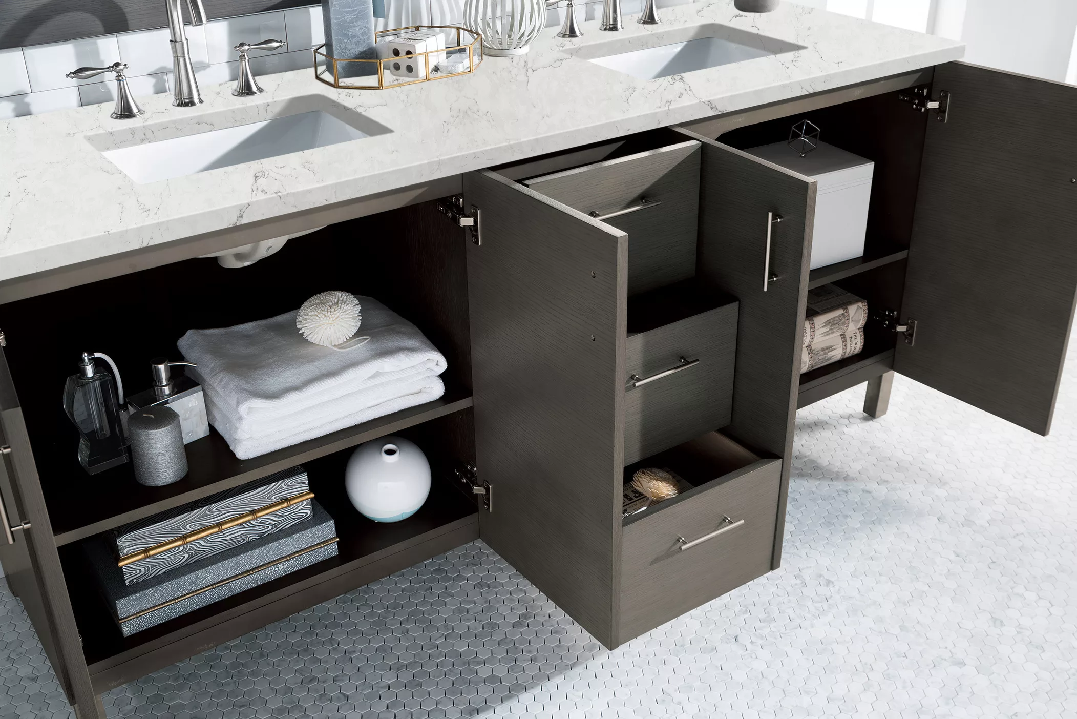 Metropolitan 72" Double Vanity, Silver Oak w/ 3 CM Eternal Jasmine Pearl Quartz Top - Image 4