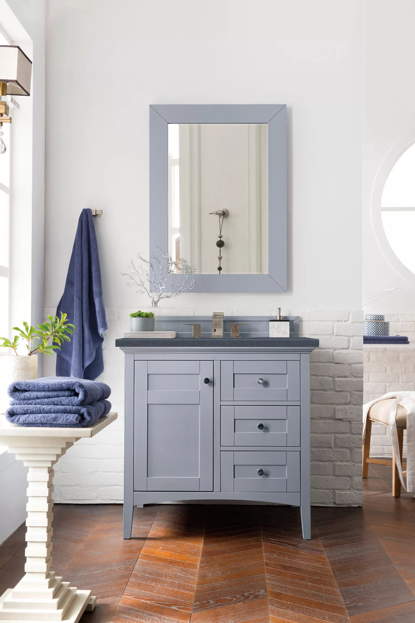 Palisades 36" Single Vanity, Silver Gray w/ 3 CM Charcoal Soapstone Quartz Top
