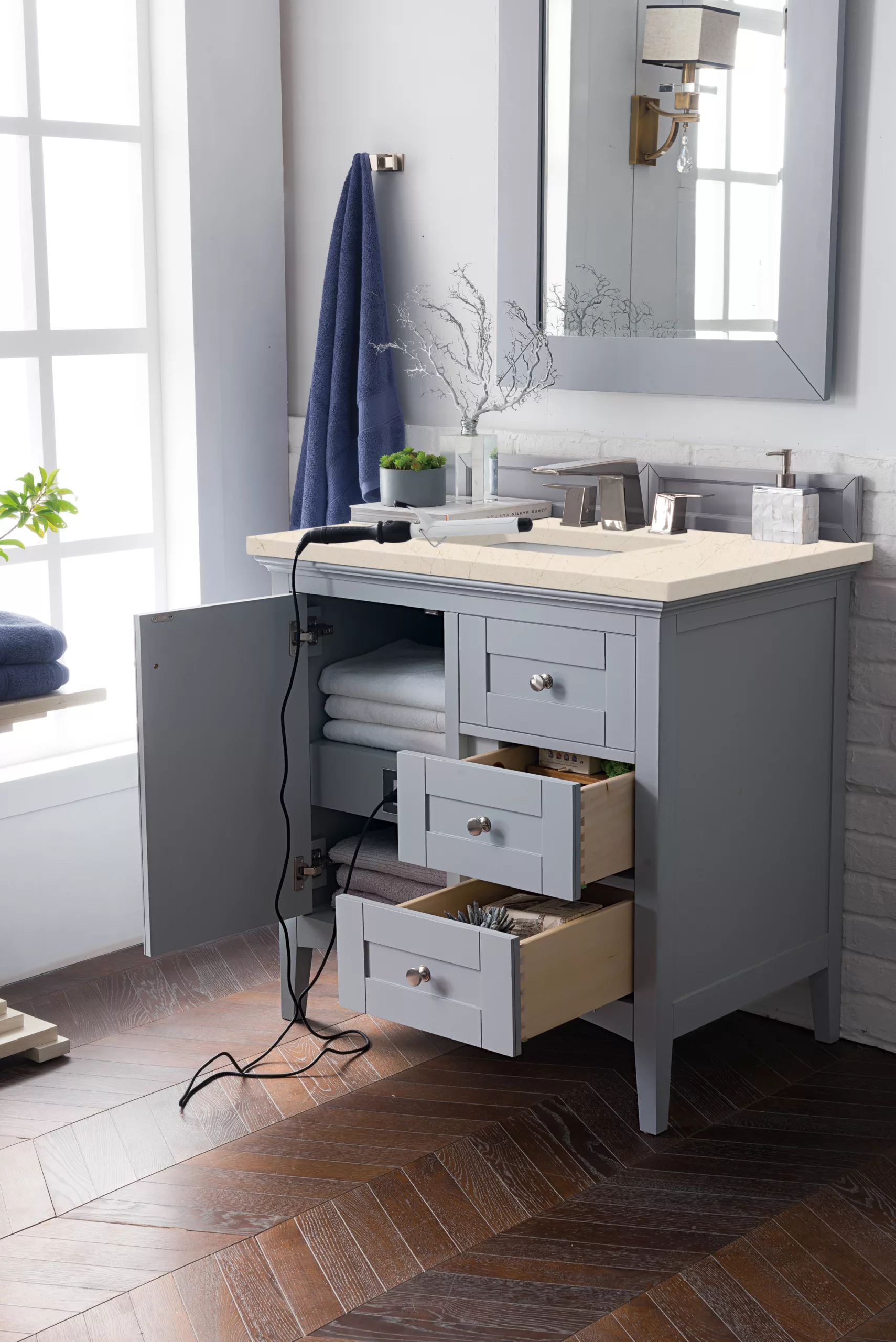 Palisades 36" Single Vanity, Silver Gray w/ 3 CM Eternal Marfil Quartz Top - Image 4