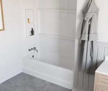 Swan 30 x 60 Veritek Alcove Bathtub with Left Hand Drain in White - Image 2