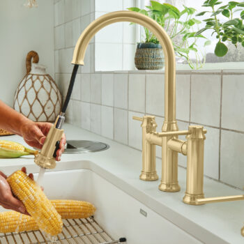 Blanco Empressa Pull-Down Dual-Spray Bridge Faucet 1.5 GPM - Satin Gold - Image 5