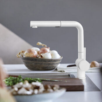 Blanco Linus Low Arc Pull-Out Dual-Spray Kitchen Faucet 1.5 GPM - White - Image 4