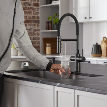 Blanco Catris Flexo Filter-Ready Semi-Pro Pull-Down Dual-Spray Kitchen Faucet 1.5 GPM - Matte Black - Image 7