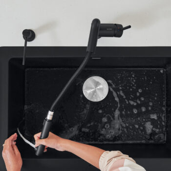 Blanco Linus Low Arc Pull-Out Dual-Spray Kitchen Faucet 1.5 GPM - Coal Black - Image 5