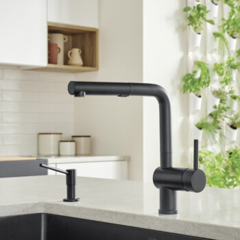 Blanco Linus Low Arc Pull-Out Dual-Spray Kitchen Faucet 1.5 GPM - Coal Black - Image 2