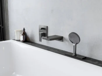 Hansgrohe Metropol Tub Spout in Brushed Black Chrome