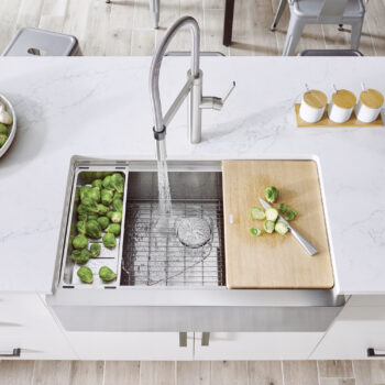 Blanco Quatrus R15 Ergon 33" Single Bowl Apron-Front Stainless Steel Farmhouse Sink - Image 3