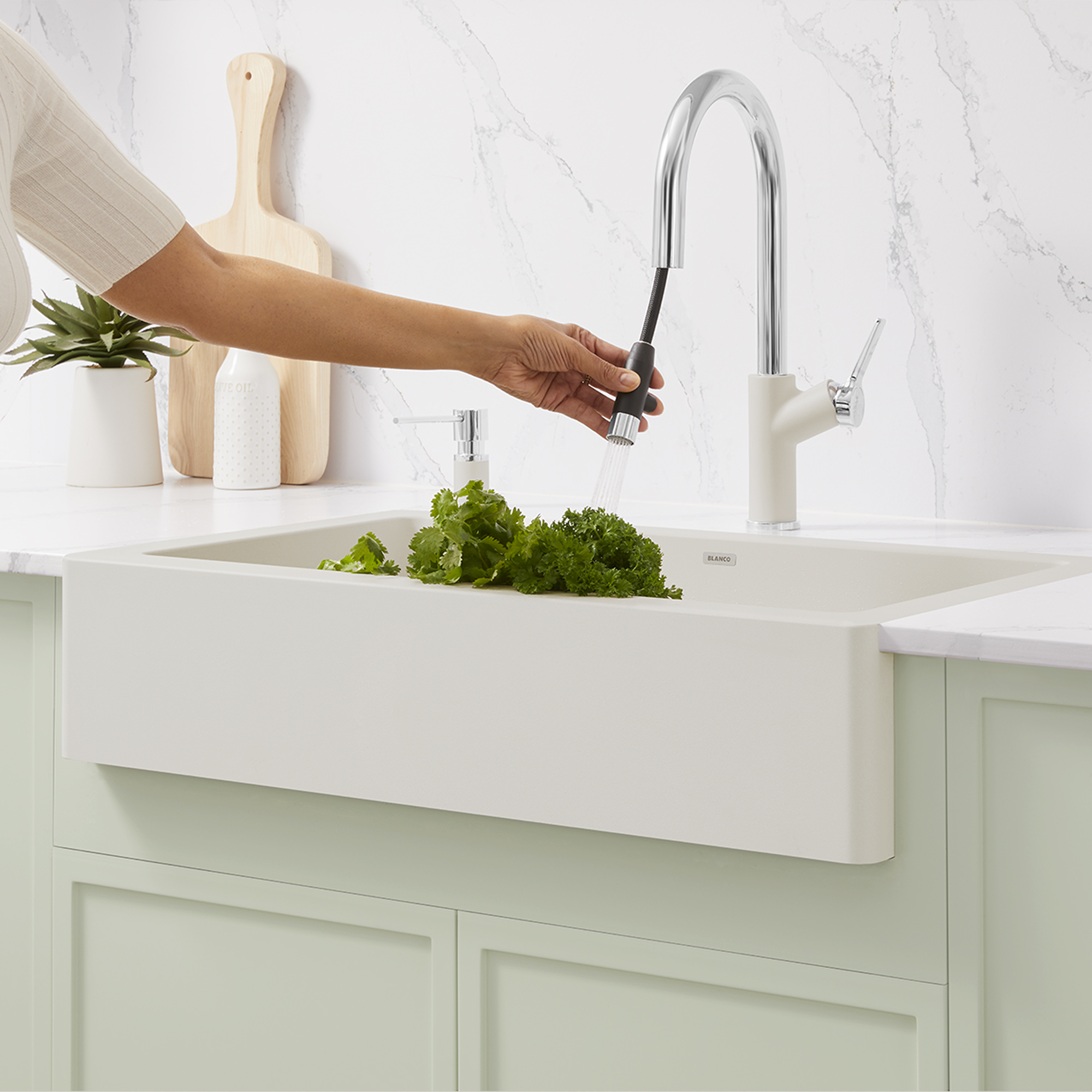 Blanco Urbena Pull-Down Dual-Spray Kitchen Faucet 1.5 GPM - Chrome/Soft White - Image 3