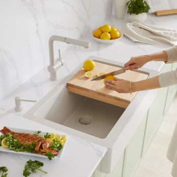 Blanco Ikon/Vintera Beechwood Floating Cutting Board - Image 10